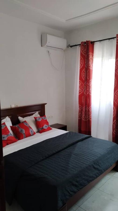 Residence Romiace Kribi Bagian luar foto