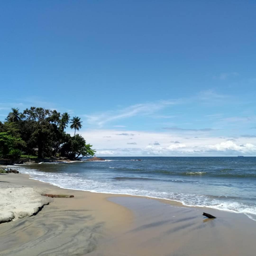 Residence Romiace Kribi Bagian luar foto